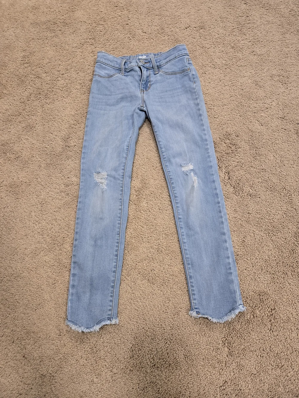 Old Navy GIRL’S size 8 Skinny Jeans with Frayed Hem